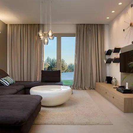 Ferienhaus Mit Privatpool Fur 8 Personen Ca 200 Qm In Primosten, Dalmatien Norddalmatien Tatil Evi *