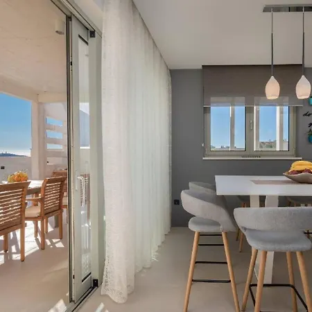 Tatil Evi Ferienhaus Mit Privatpool Fur 8 Personen Ca 200 Qm In Primosten, Dalmatien Norddalmatien *